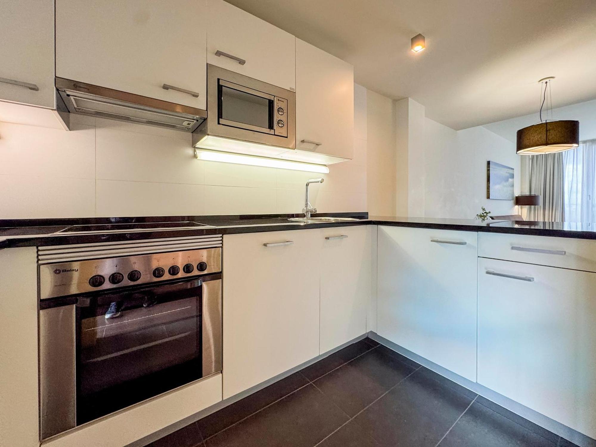 Hotel Jardines De Uleta Suites Vitoria-Gasteiz Exteriör bild