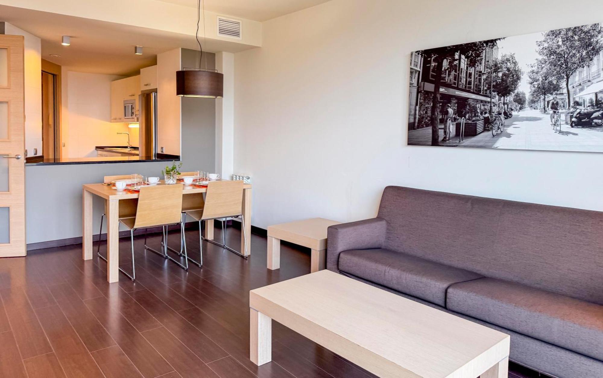 Hotel Jardines De Uleta Suites Vitoria-Gasteiz Exteriör bild